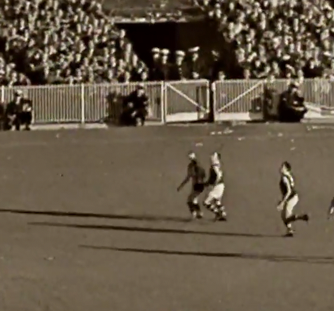 Alan Morrow During the 1966 VFL Season